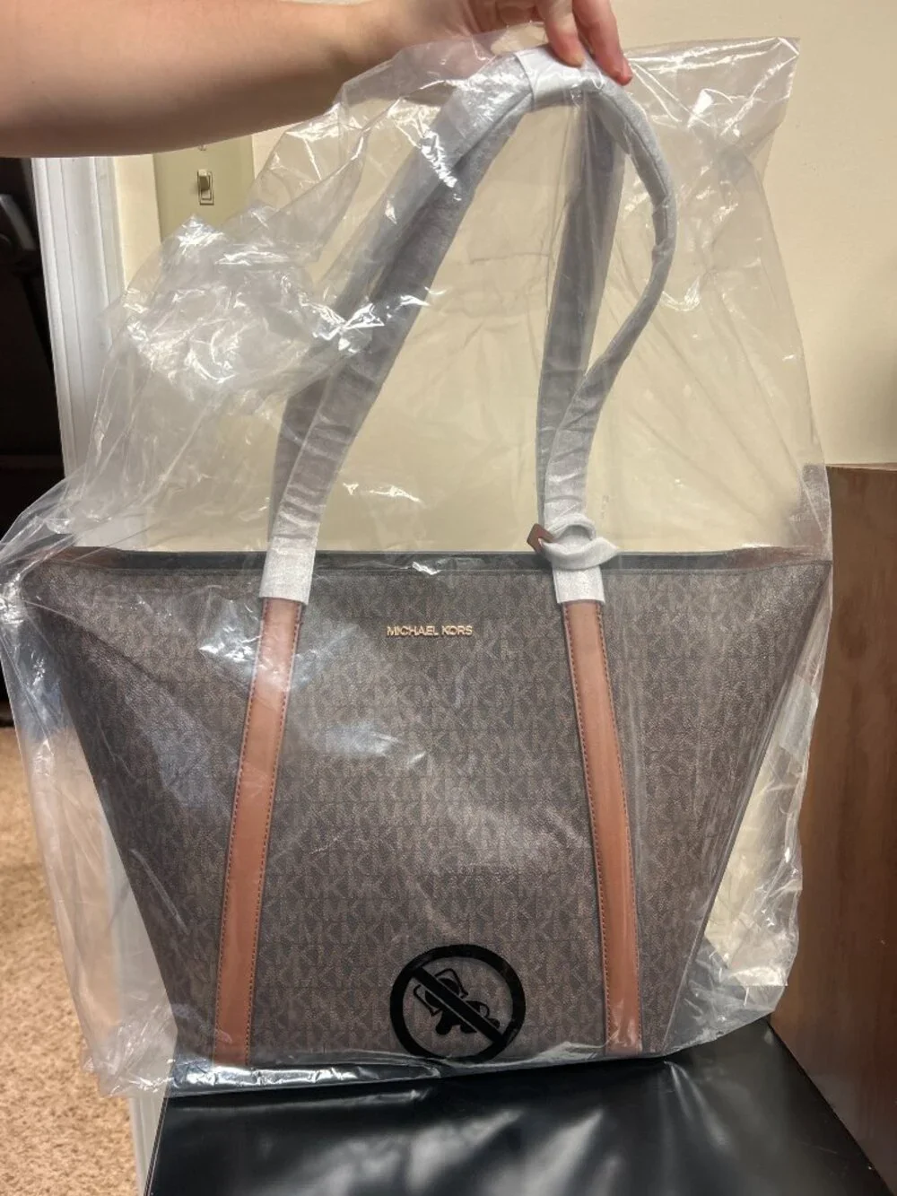 Brand new with tags Michael Kors Large Tz Tote Brown